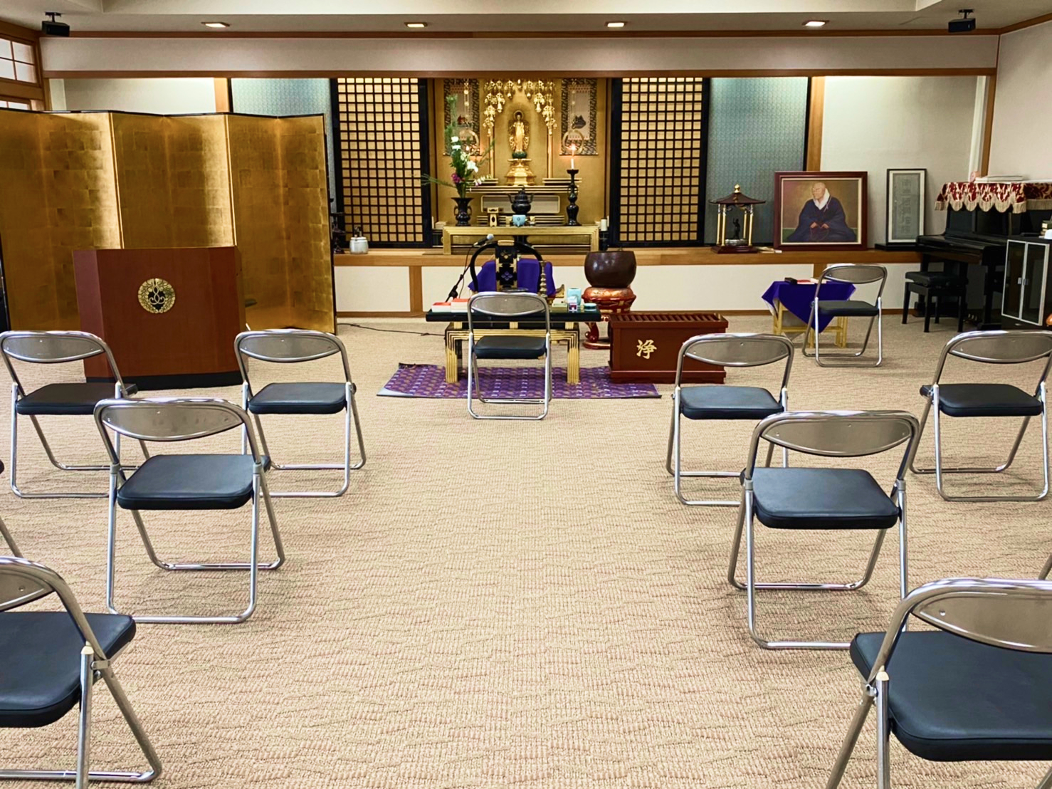 会館ホールイメージ写真１